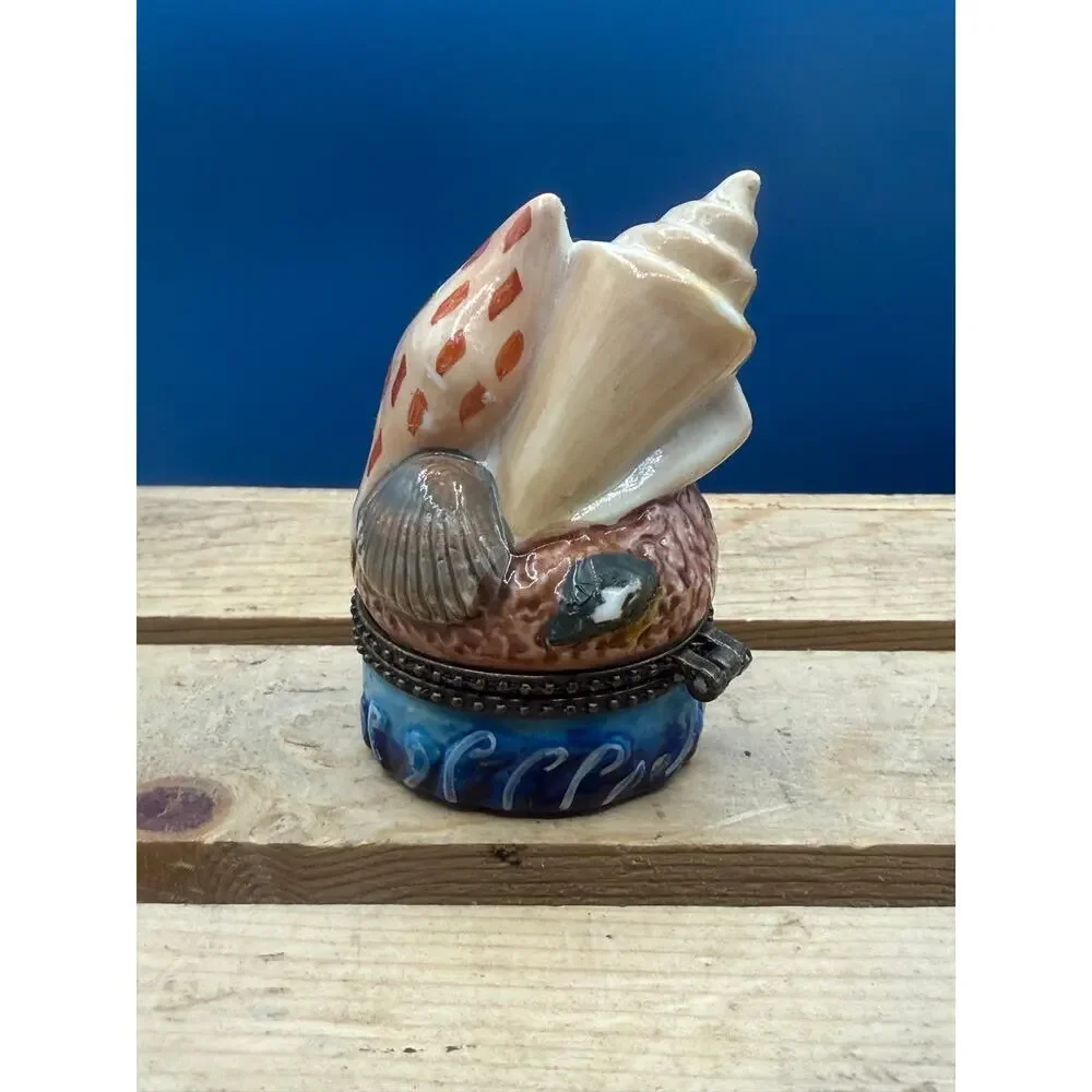 Vintage Seashell Porcelain Hinged Trinket Box - 3” Tall